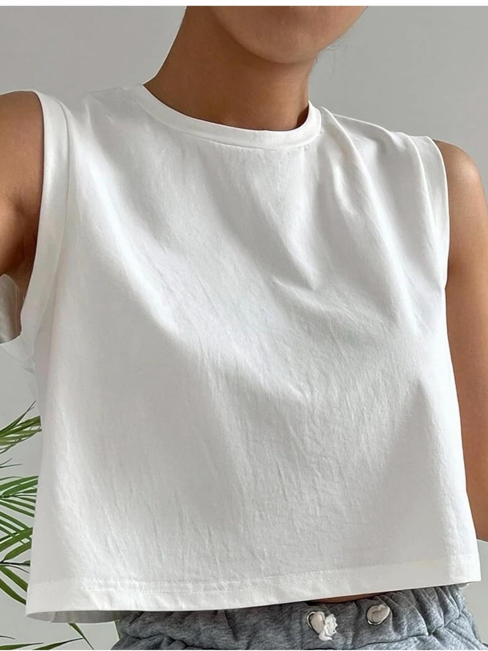 Women's White Sleeveless Crop Tank Top